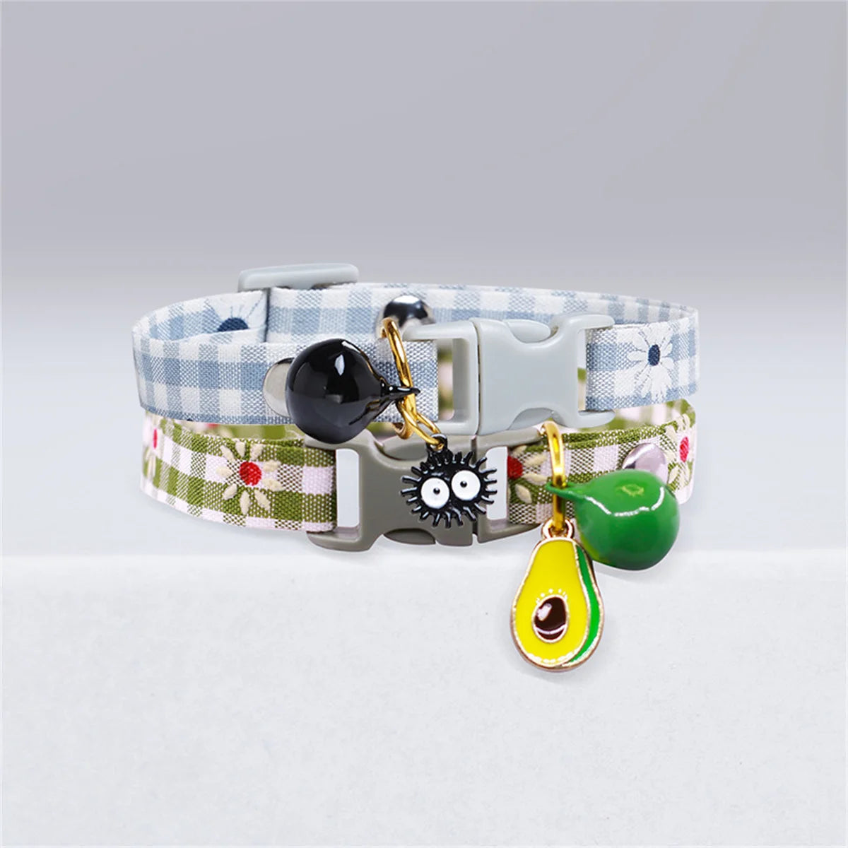 Avocado Pendant Cat Collar