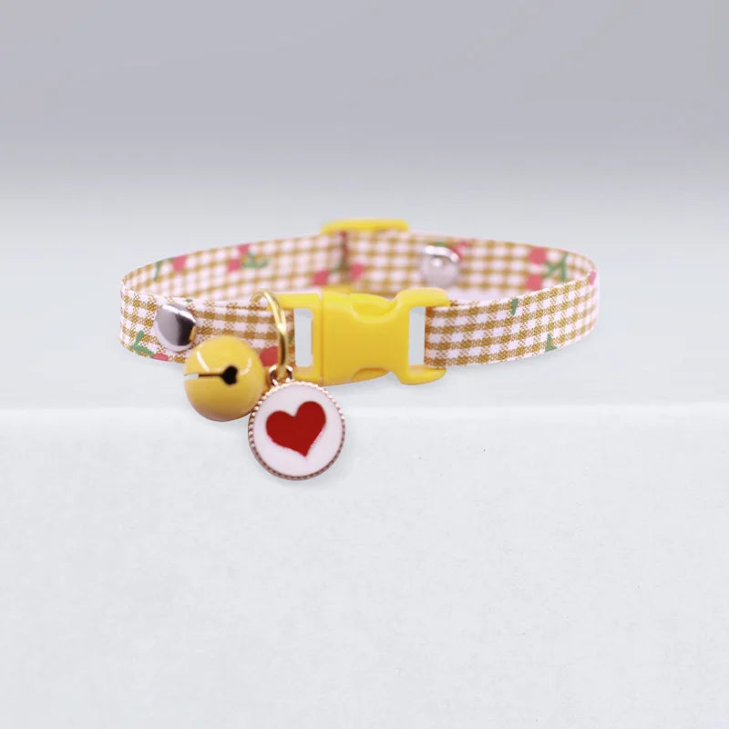 Avocado Pendant Cat Collar